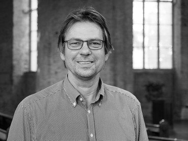 Dr. Martin zur Nedden