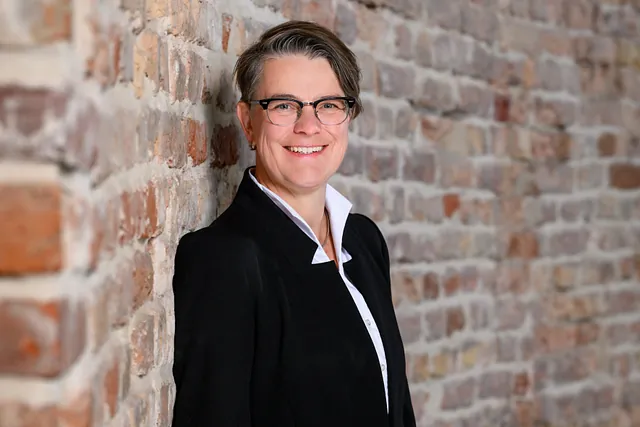 Dr. Silke Radosh-Hinder foto